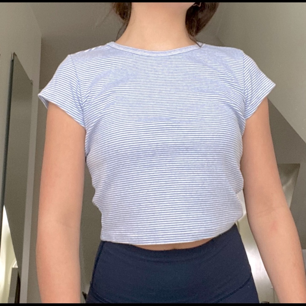 Blue crop top form brandy
